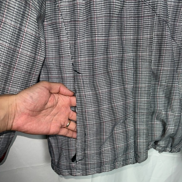 Columbia Size  M - Picture 4 of 9